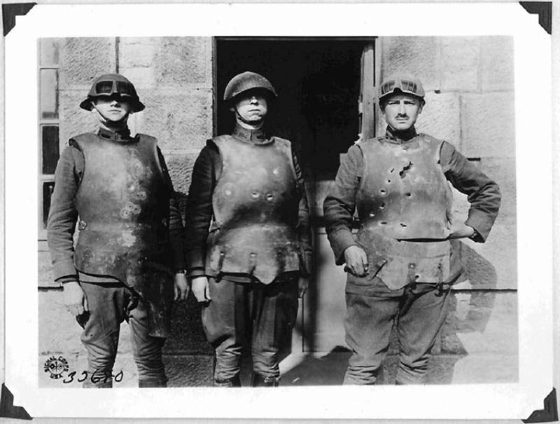 Фотографии времен Первой мировой войны, запрещенные цензурой. ФОТОрепортаж Голуби и противогазы. Другая сторона Первой мировой