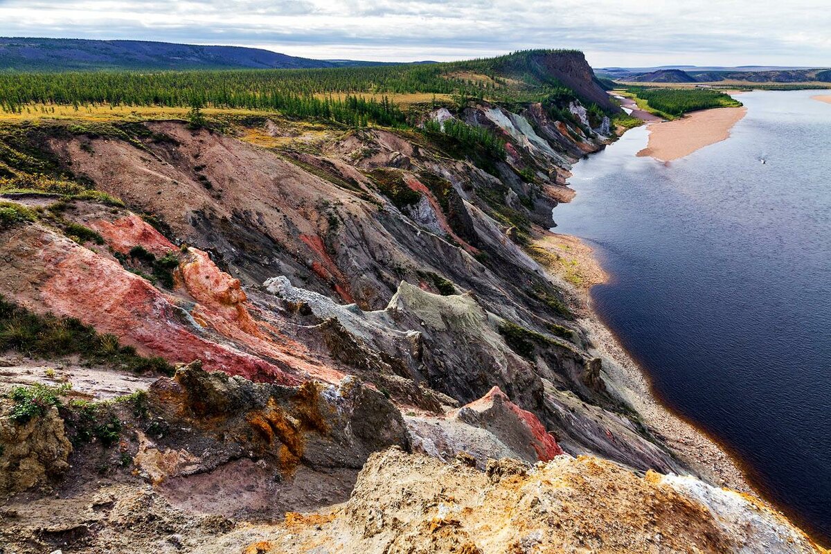 Самые страшные столкновения метеоритов с Землёй