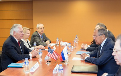 Тиллерсон заявил о желании США сотрудничать с Россией Тиллерсон заявил о желании США сотрудничать с Россией