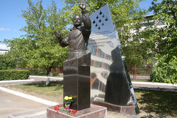 Демонтаж памяти : как это делается в России