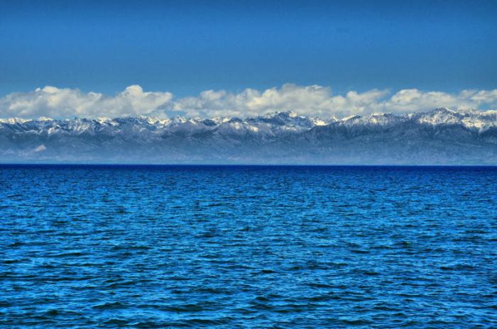 Иссык-Куль — самое большое и красивое озеро Киргизии (15 фото)
