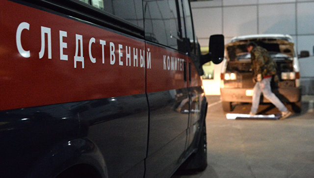 В Чечне самолет столкнулся с машиной