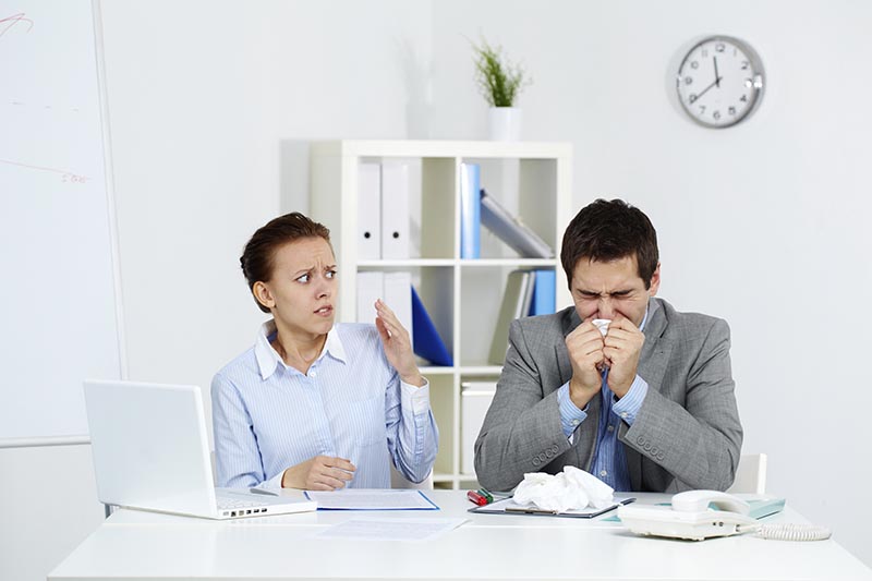 Пришел больным на работу? Ты уволен! Пришел больным на работу? Ты уволен!