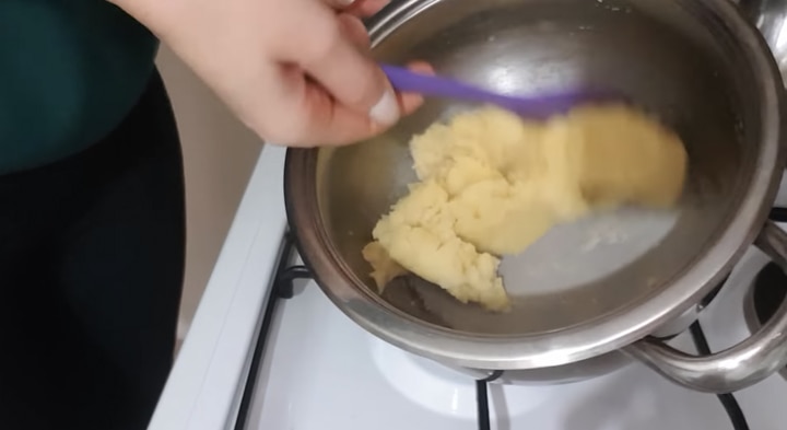 Пирог Карпатка: невероятно вкусный и простой в приготовлении Пирог Карпатка: невероятно вкусный и простой в приготовлении