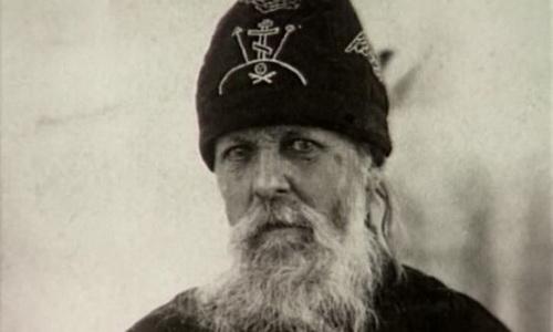 Монах, предсказавший войну в Донбассе, раскрыл, что ждет Россию и Украину Монах, предсказавший войну в Донбассе, раскрыл, что ждет Россию и Украину