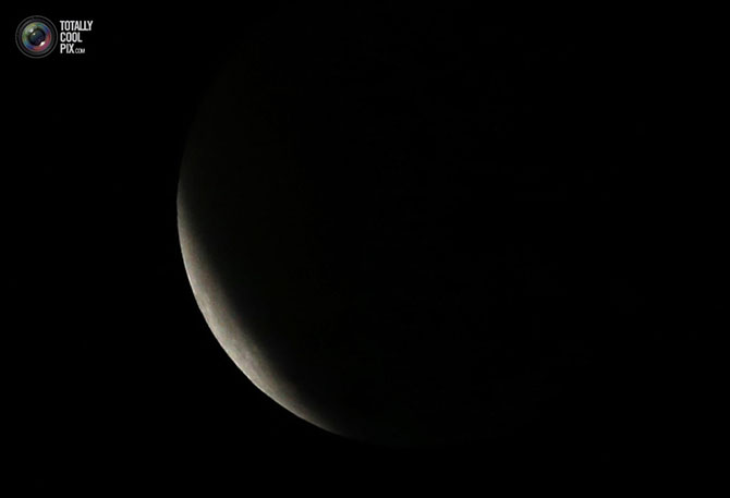 Как проходило полное лунное затмение