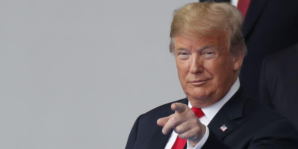 Трамп пригрозил Турции разрушением экономики за действия против курдов