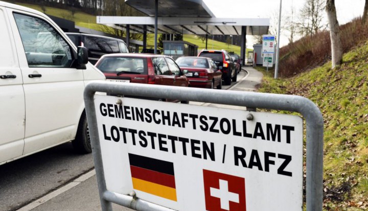 Испания предлагает вернуть пограничный контроль между странами Шенгена