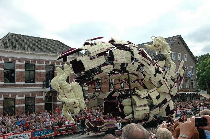 ����������� ��������� ���������� �� ������ Bloemencorso Zundert (19)
