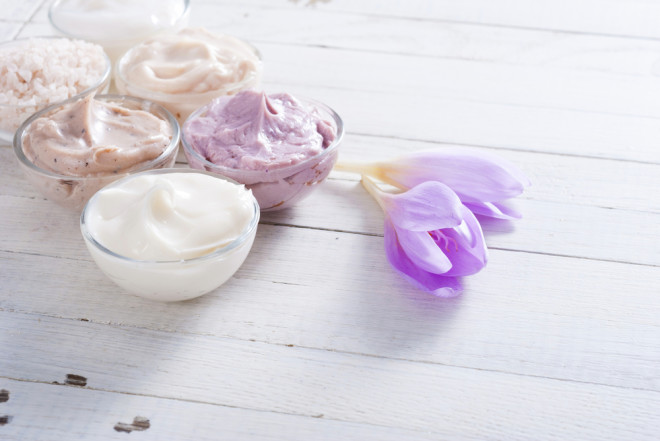 Большинство ингредиентов для питательных масок есть в каждом доме spa-procedury-dlya-ruk_ (8)