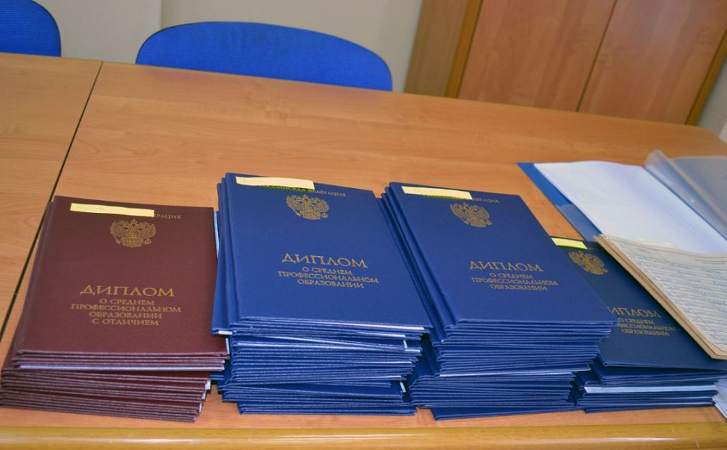 Выпускникам политехнического колледжа на Бибиревской вручат дипломы 22 и 23 июня