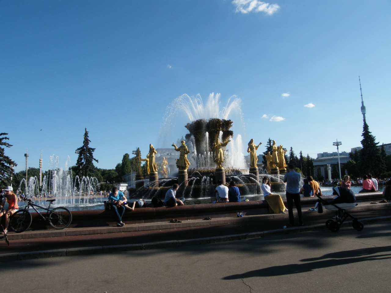 Выставка Достижения Народного Хозяйства. Прогулки по Москве. ВДНХ 2014