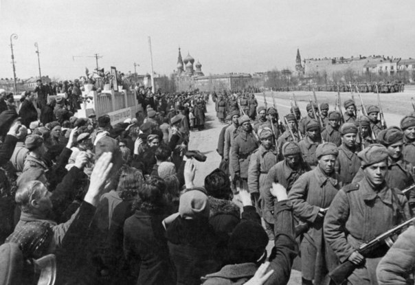 Почему в 1941 году у почти половины москвичей призывного возраста была бронь