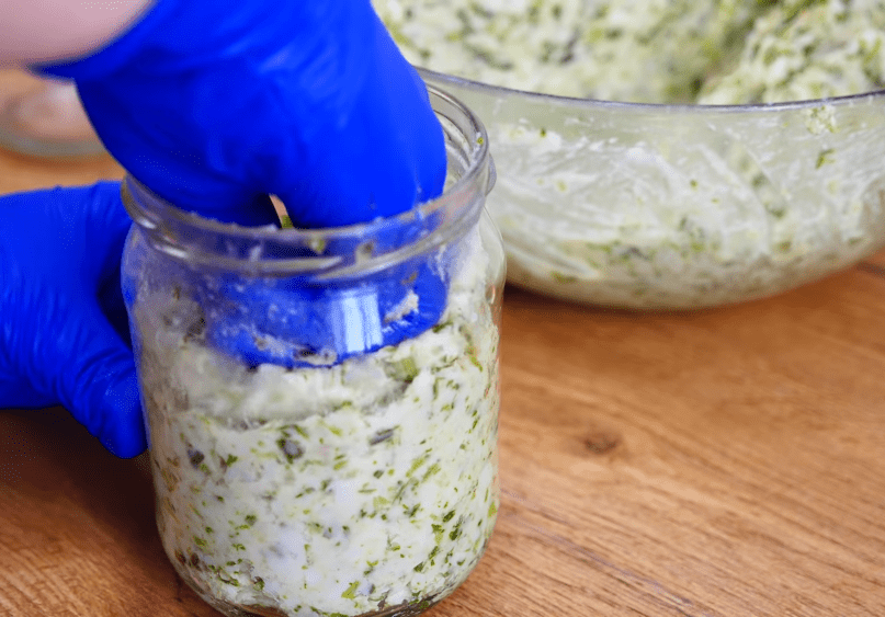 Улетная закуска из ничего: получается вкуснятина за несколько минут