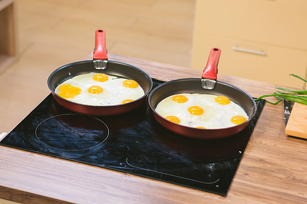Гречневая лапша с капустой и яйцом («Про100 кухня» от 8 апреля) Гречневая лапша с капустой и яйцом («Про100 кухня» от 8 апреля)
