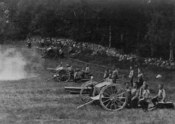 С возвращением, белая армия, черный барон?.. С возвращением, белая армия, черный барон?..