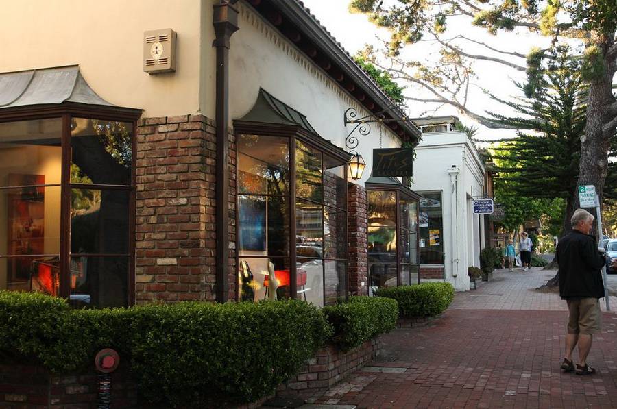 CARMEL-BY-THE-SEA, ���������� -������ �� ������� ���� ��� ���������