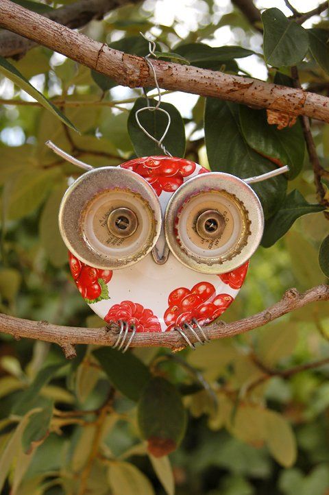 inspiration only- owl garden art from repurposed items: 