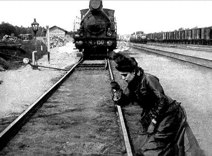 Кадр из к/ф «Анна Каренина» (1914). | Фото: smartwebsite.ru. «Моя Анна надоела мне, как горькая редька»: Как создавался знаменитый роман Льва Толстого