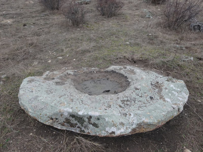 Необычные «каменные НЛО» обнаружили в Нагорном Карабахе Необычные «каменные НЛО» обнаружили в Нагорном Карабахе
