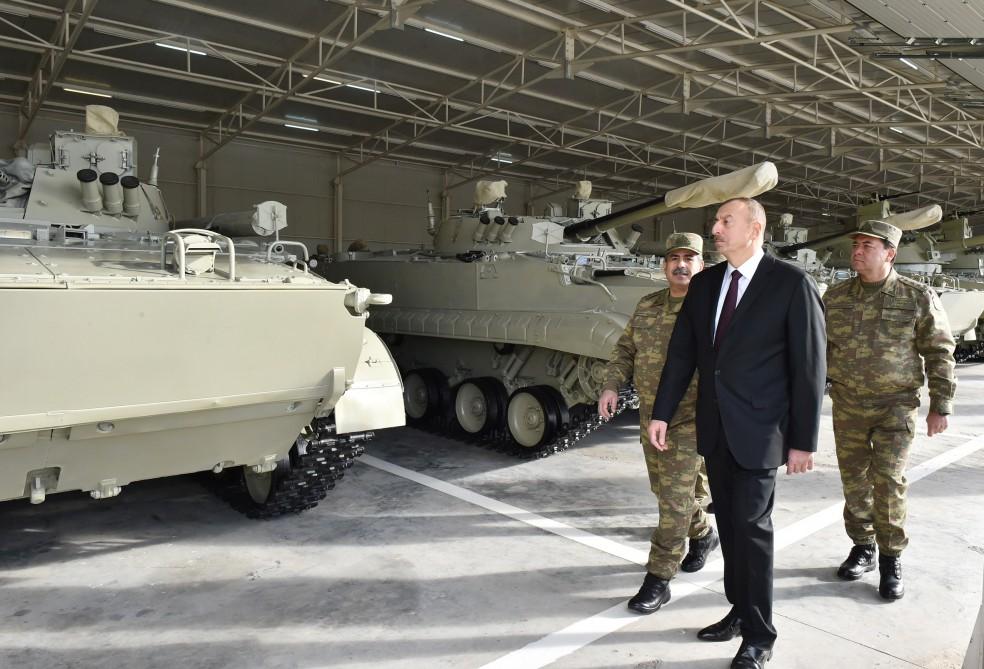 Азербайджанские БМП-3 и бронеавтомобили Sand Cat в прифронтовой полосе с Арменией