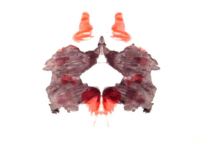 Вторая карточка имеет уже два цвета. /Фото: vk.com