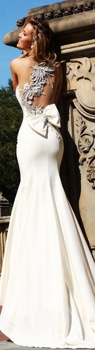Adorable beautiful white wedding dress for ladies.