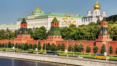 Владислав Сурков перестал быть вице-премьером Владислав Сурков перестал быть вице-премьером