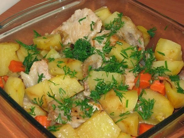 Свинина духовая с картошечкой