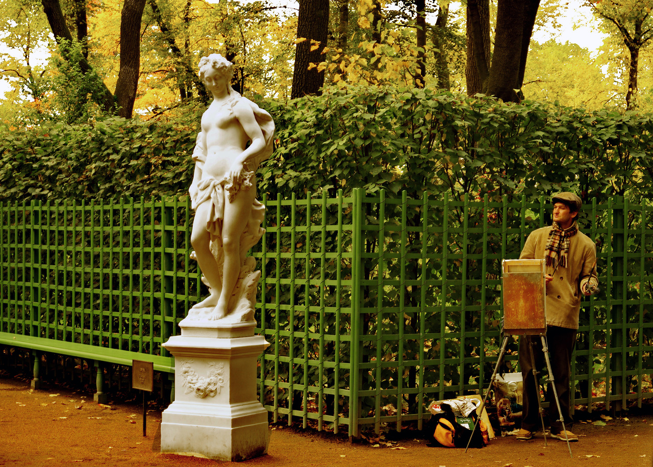 Летний сад статуи Золотая осень