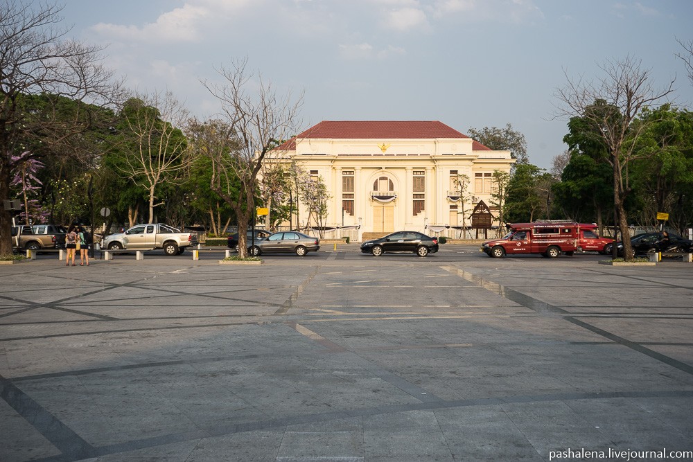 Площадь в Чиангмае