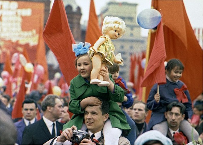 10 исторических фото первомайских демонстраций
