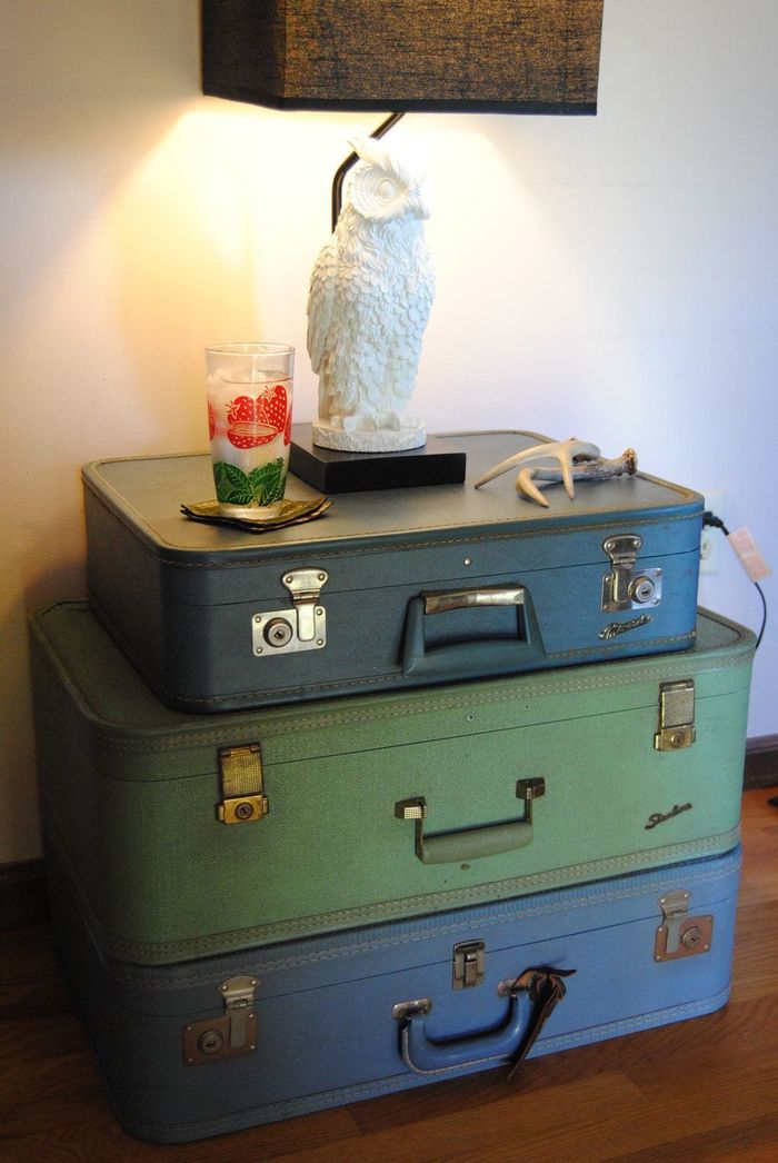 прикроватная тумбочка