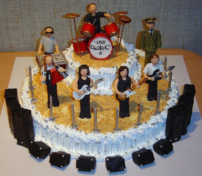 Вы   не  поверите,   но   всё  это торты!