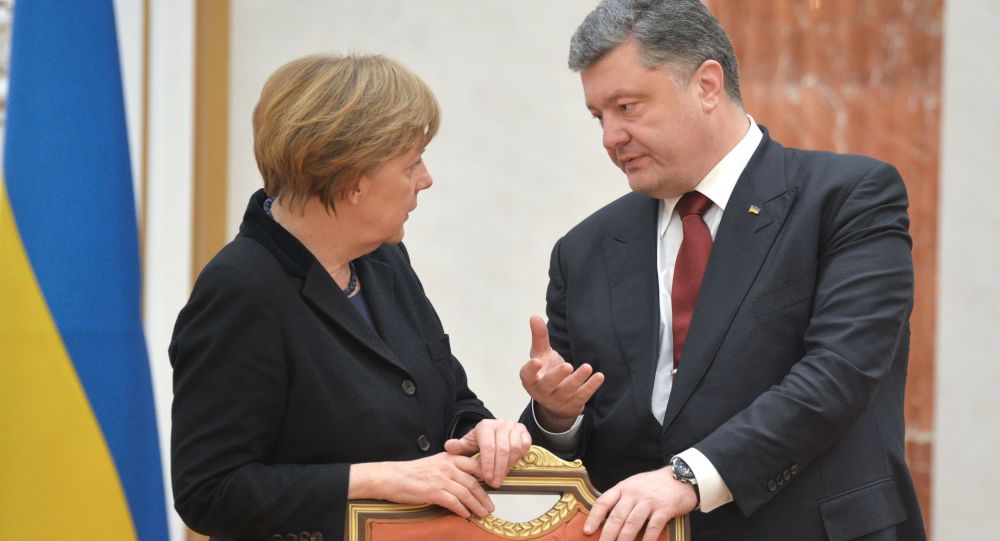Порошенко даже не заметил, какую «медвежью услугу» оказал Меркель Порошенко даже не заметил, какую «медвежью услугу» оказал Меркель