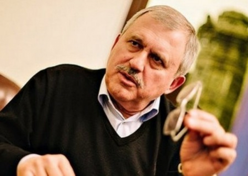Жители Донбасса должны извиниться перед майдаунами. Жители Донбасса должны извиниться перед майдаунами.