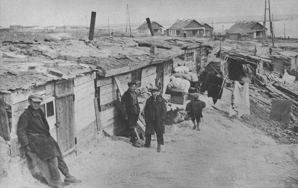 Разгром силами НКВД в 1939-м жителей хибар на железных дорогах Разгром силами НКВД в 1939-м жителей хибар на железных дорогах