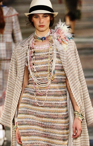 Chanel Resort 2017 — классика Дома Шанель, приправленная кубинским колоритом