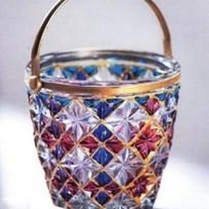 Картинки по запросу Tiffany & Co.