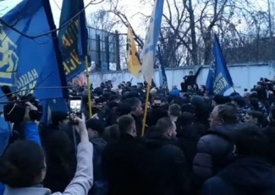 "Аваков пошел в наступление". Что означает атака Нацкорпуса на Порошенко