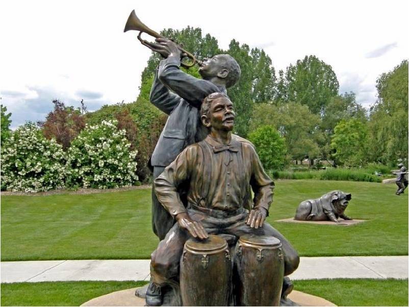 Парк скульптур в Лавлэнде (Benson Park Sculpture Garden) Парк скульптур в Лавлэнде (Benson Park Sculpture Garden)