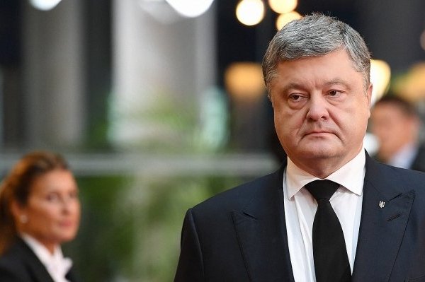 «Токсичен для всей планеты»: на Украине оценили влияние президента Порошенко на мир «Токсичен для всей планеты»: на Украине оценили влияние президента Порошенко на мир