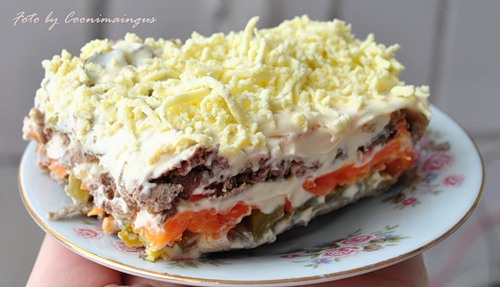 Салат слоёный "Печёнкин".Ну очень вкусный