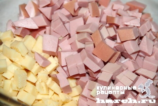 salat-s-kolbasoy-i-sirom-karlson_2 (320x214, 60Kb)