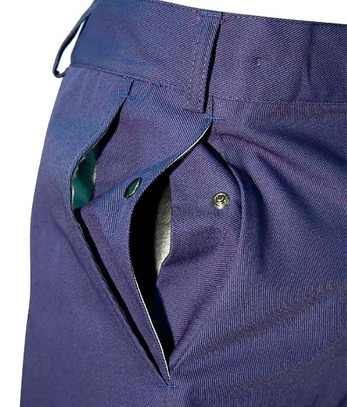 Готовые карманы на сшитых своими руками женских брюках, пример 4