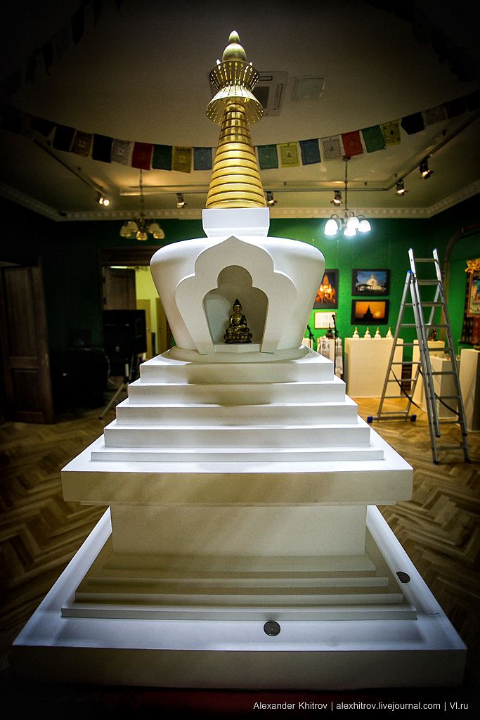 Гималаи, буддизм, выставка