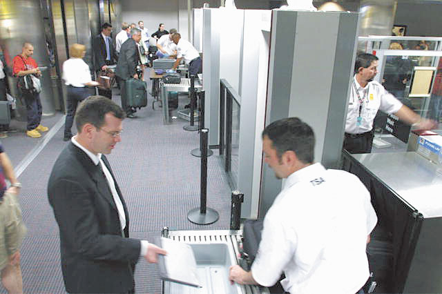 «Вы уже бывали во Франции, месье?»