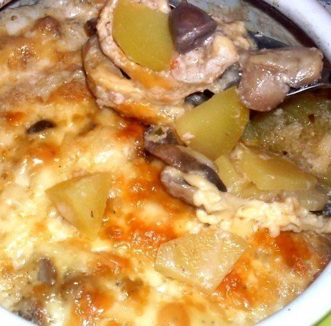 Жаркое из сердечек с грибами в горшочке или очень быстрый вкусный ужин :)