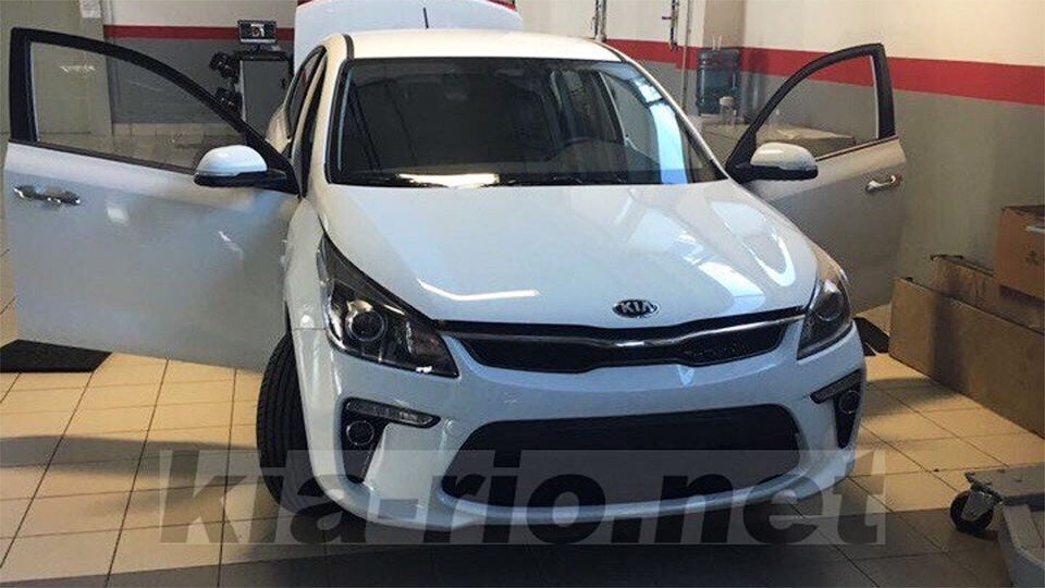 Появились фотографии нового российского Kia Rio