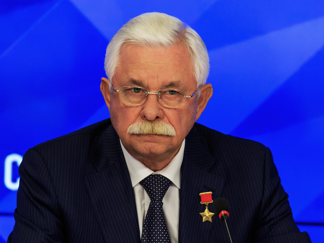 Руцкой: Все закончится тем, что Донбасс станет самостоятельным, а Украина развалится Руцкой: Все закончится тем, что Донбасс станет самостоятельным, а Украина развалится